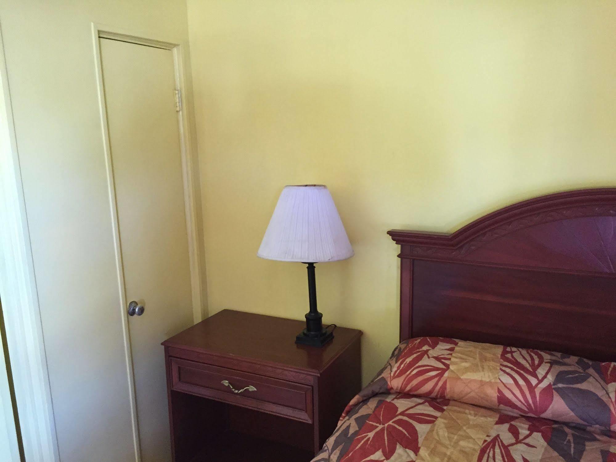 Twi Light Motel Holly Hill Zewnętrze zdjęcie